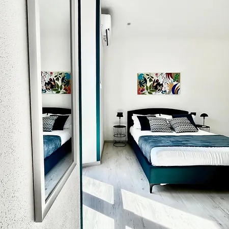 - Isola Madre Apartman *